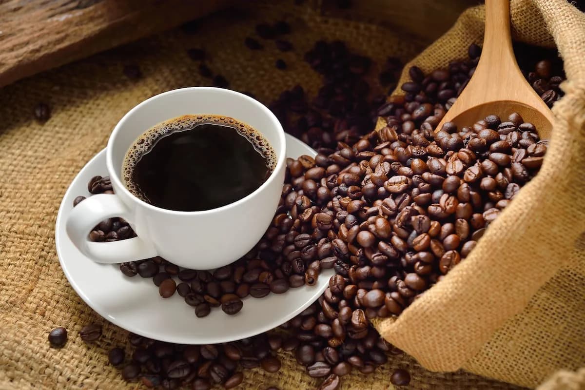 Café: cuántas tazas por día son seguras para el corazón, según la Asociación Americana del Corazón