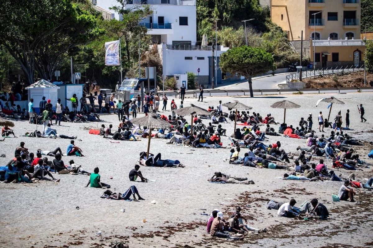La UE activa un protocolo con Meta y TikTok ante el temor de una nueva llegada masiva de migrantes