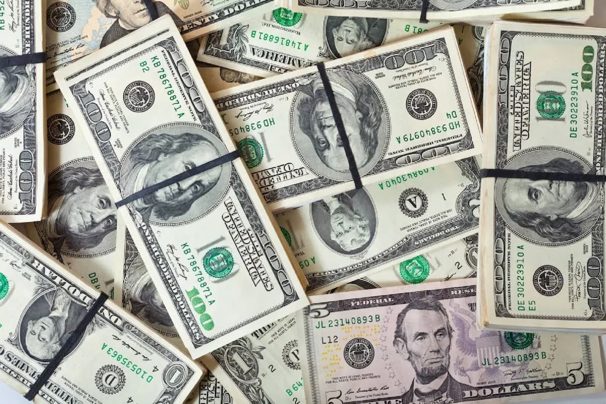 Crédito en dólares: el Gobierno y los bancos buscan ampliar el acceso a más empresas