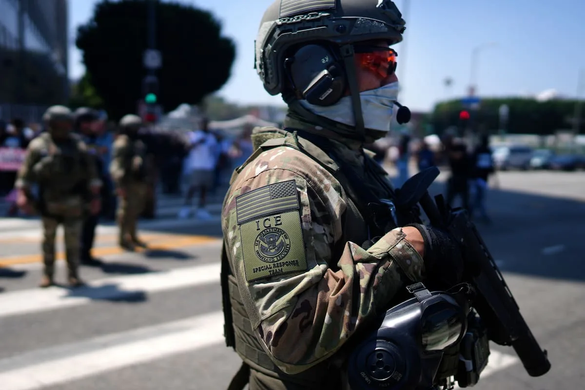 Cámaras corporales para agentes migratorios: ICE promete cobertura total en agosto