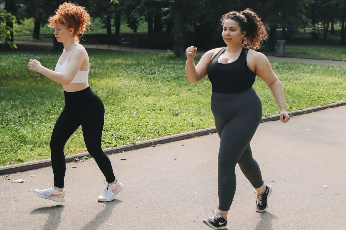 Caminar 30 minutos al día: los cambios que produce en el cuerpo