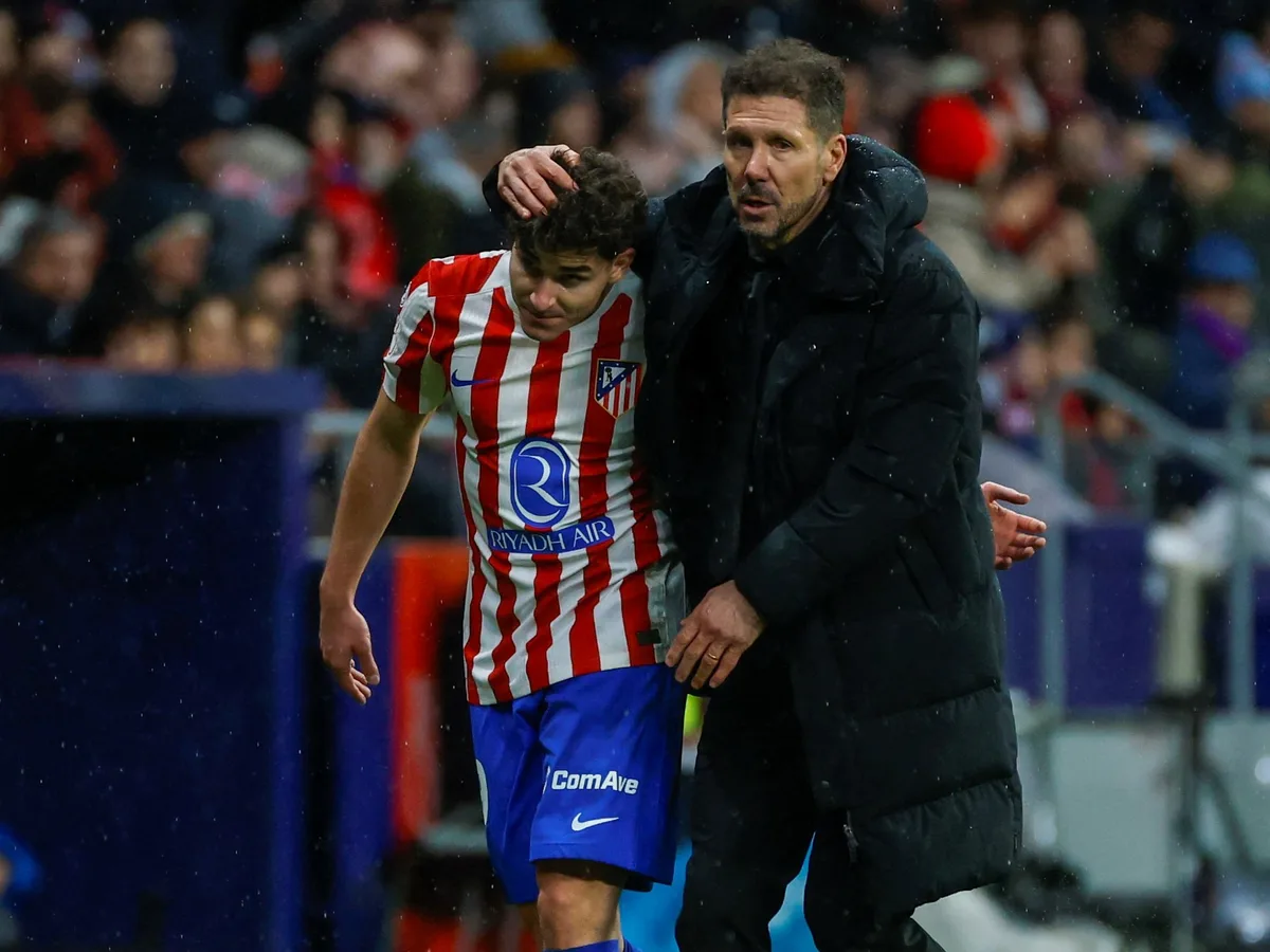 Julián Álvarez vuelve al Atlético de Madrid: qué pasará con su futuro tras el pedido de salida