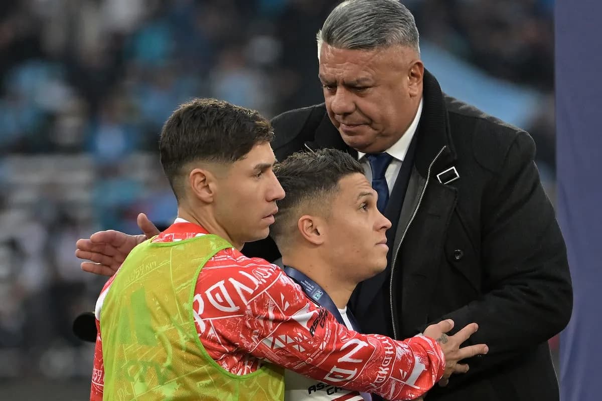 Montiel no saludó a Tapia en la premiación tras la derrota de River ante Belgrano
