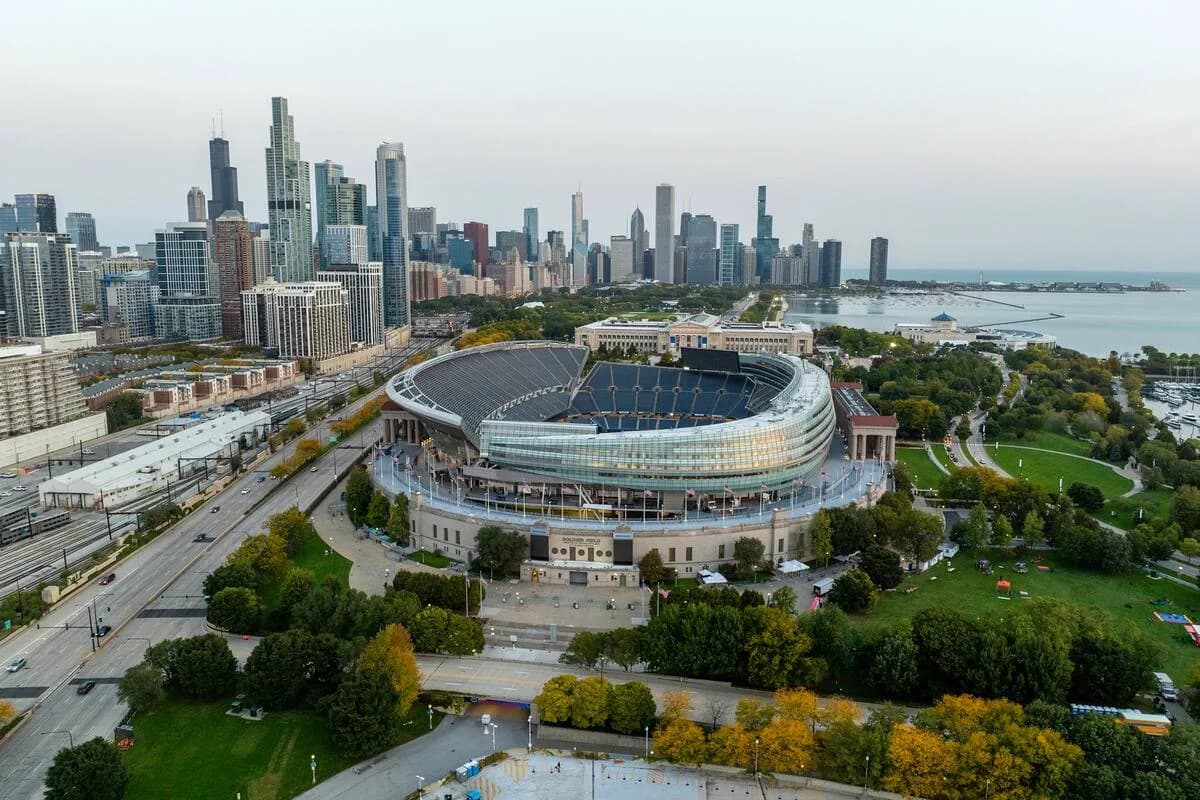 Illinois corre contra el reloj para retener a los Bears con ley de beneficios fiscales