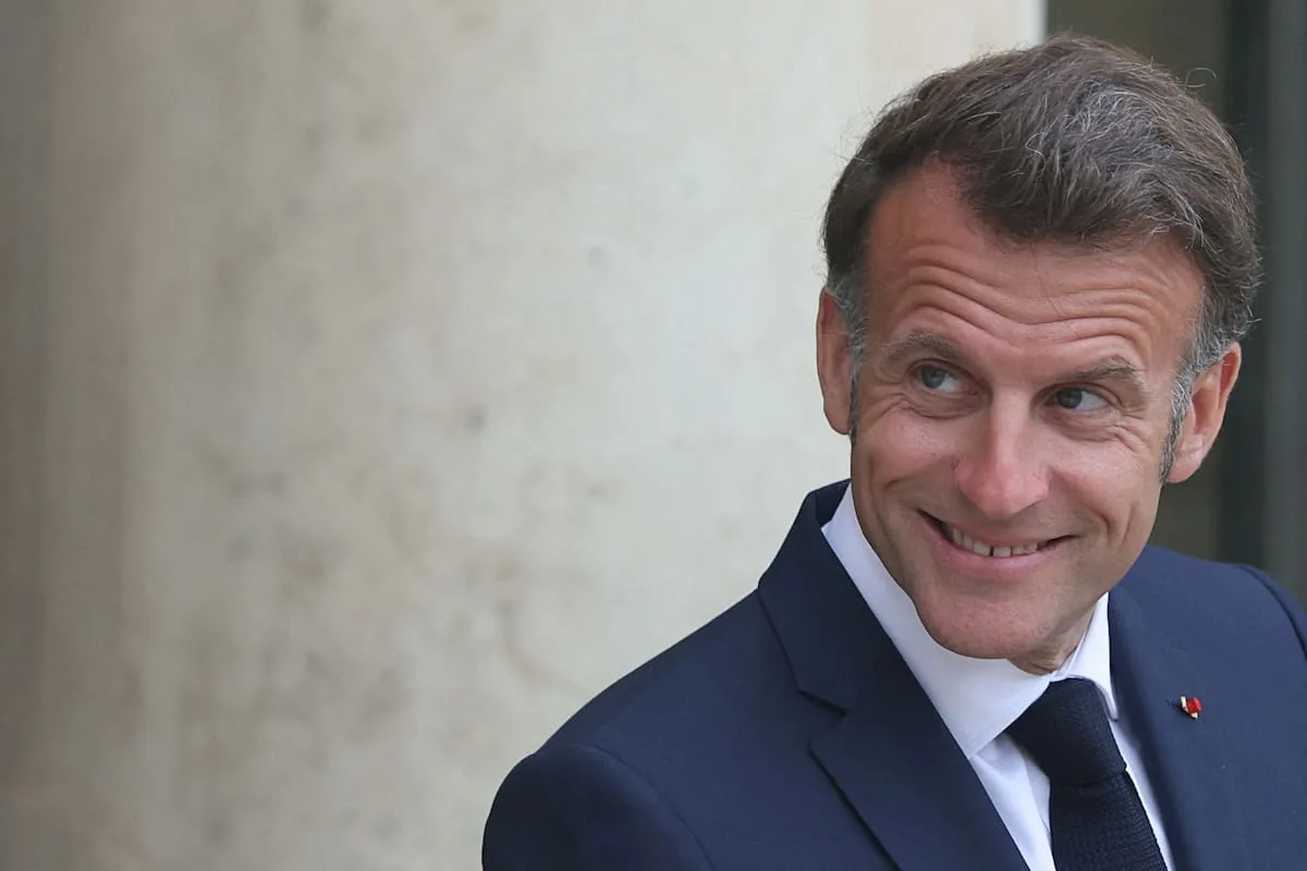 Macron y otros líderes europeos: aplaudidos afuera, rechazados en casa