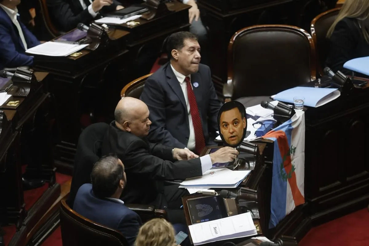Menem y Leiva se cruzaron en Diputados por votaciones y críticas de Caputo