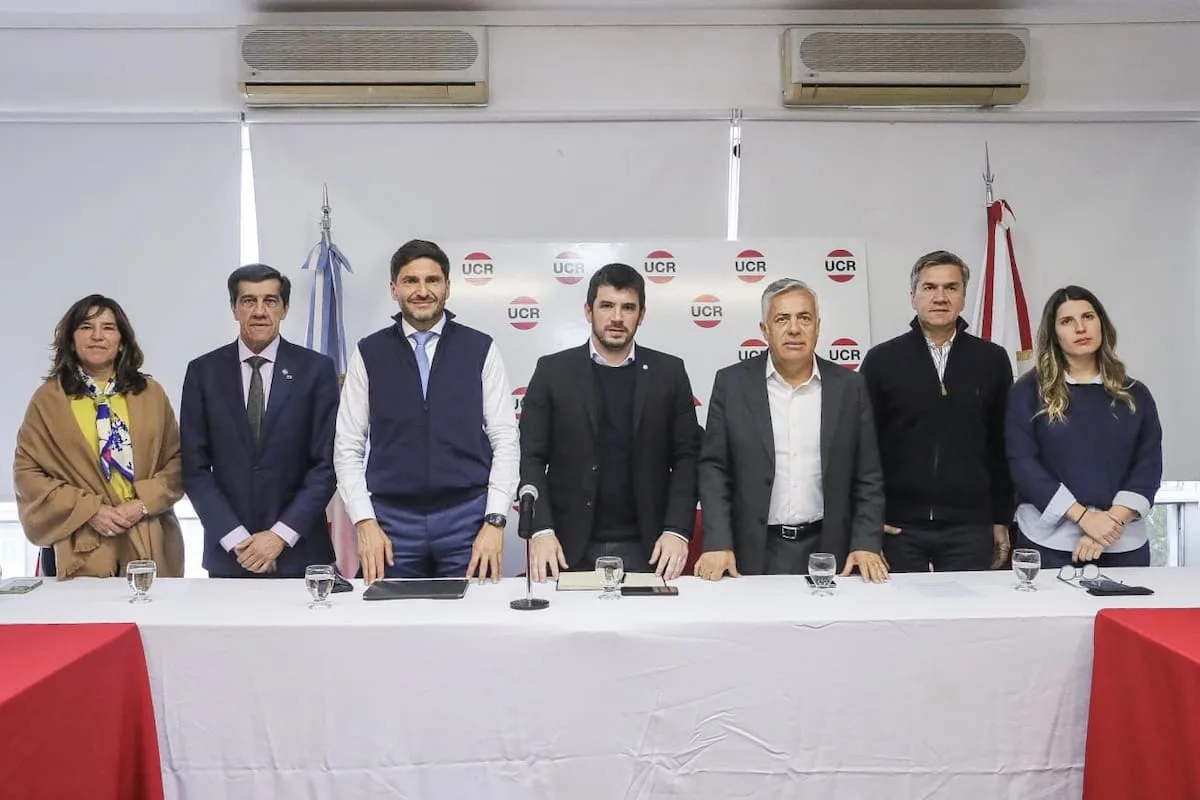 Los gobernadores radicales se reunieron en Capital y acordaron agenda común hacia 2027