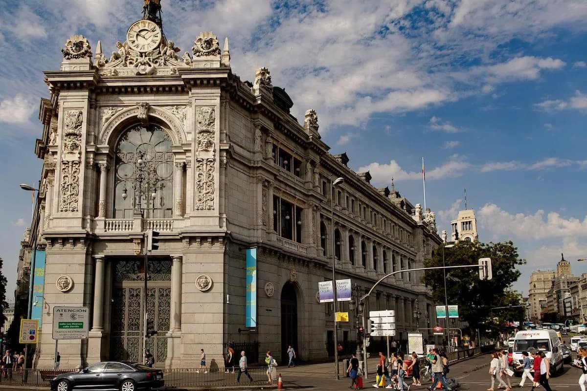 El Banco de España advierte sobre las limitaciones de la economía argentina