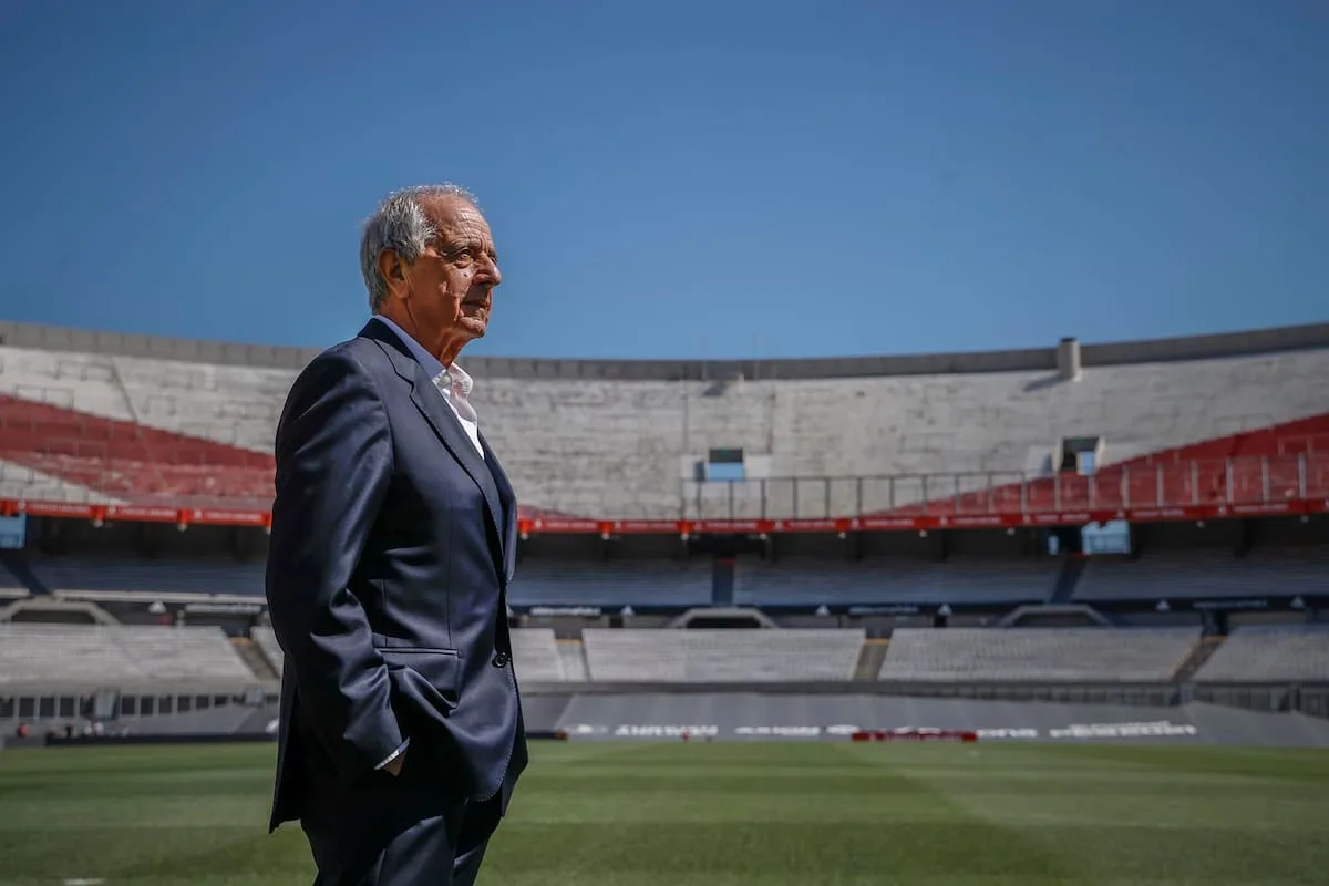 D'Onofrio advierte 'guardia alta' para el clásico ante Central tras polémica arbitral