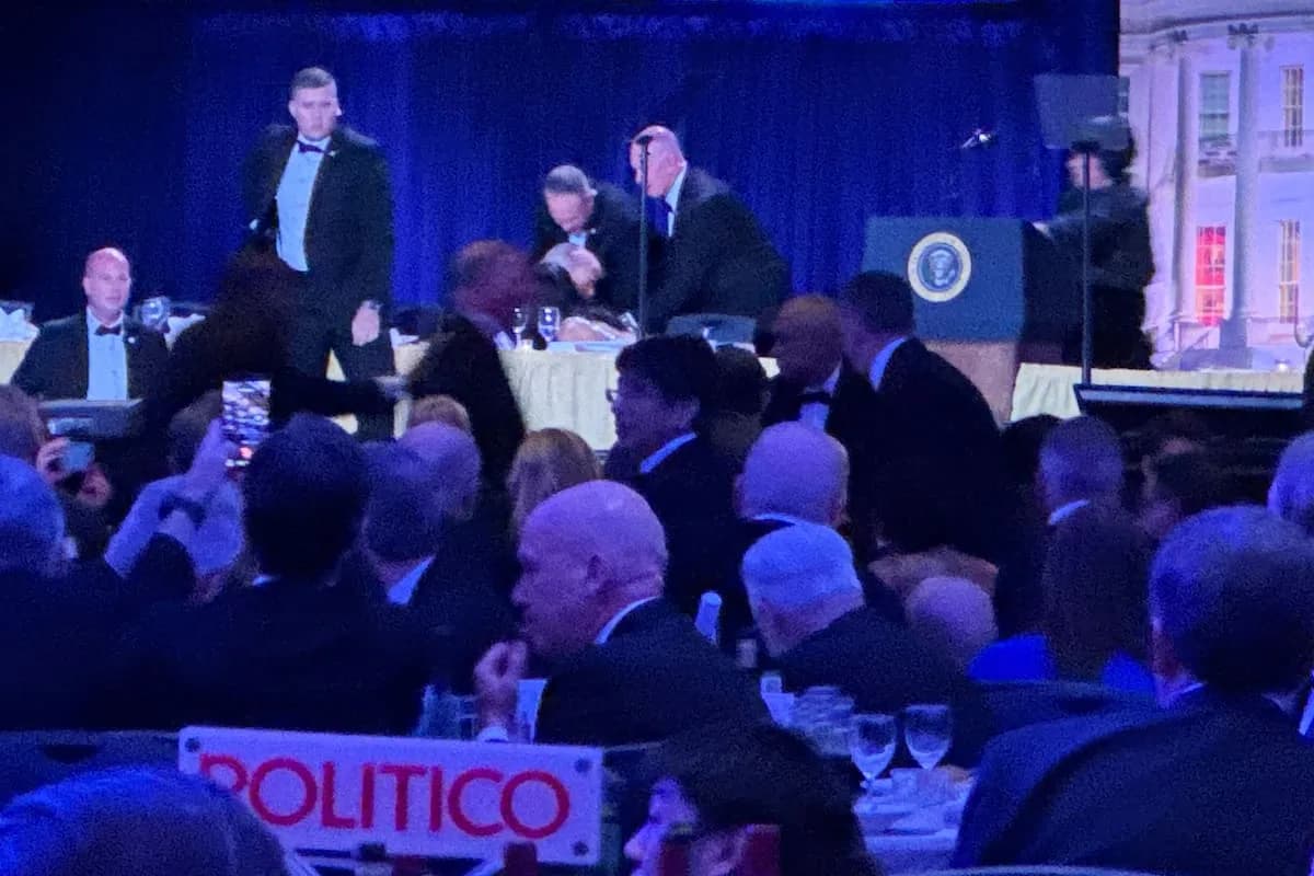 Evacuaron a Trump durante la cena de corresponsales en la Casa Blanca