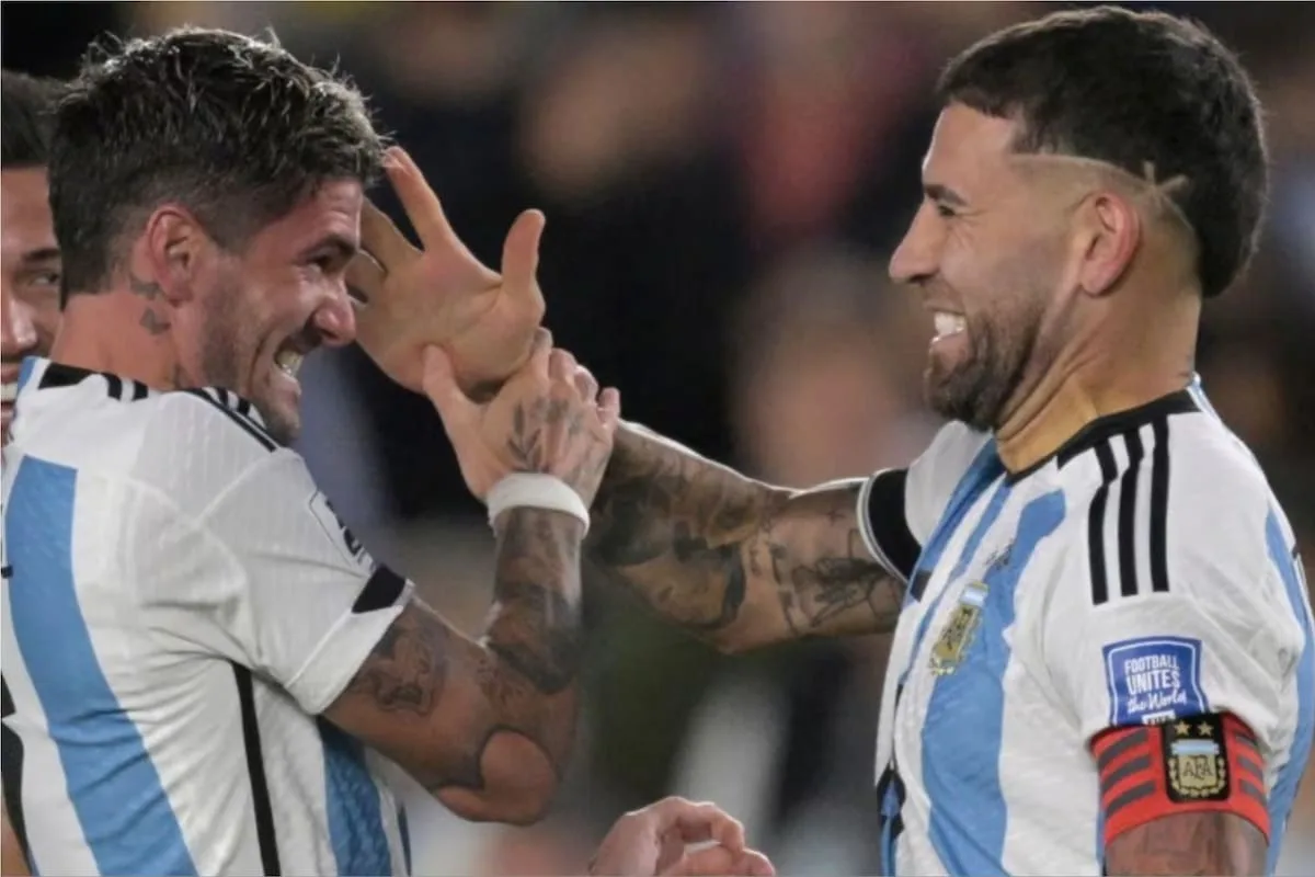 Otamendi y De Paul comparten habitación en Kansas: vecinos de Messi