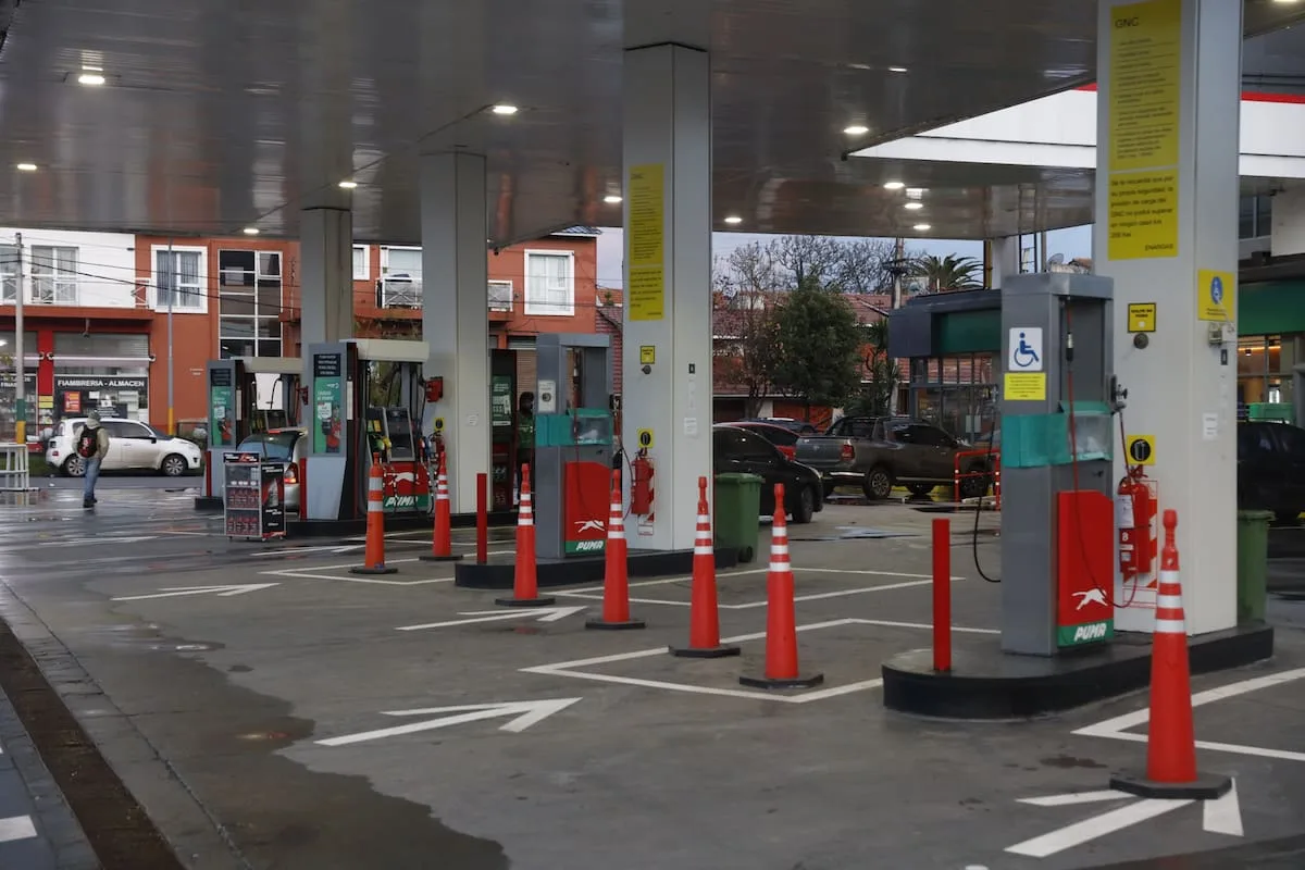Metrogas y Naturgy cortan suministro a estaciones de GNC por el frío