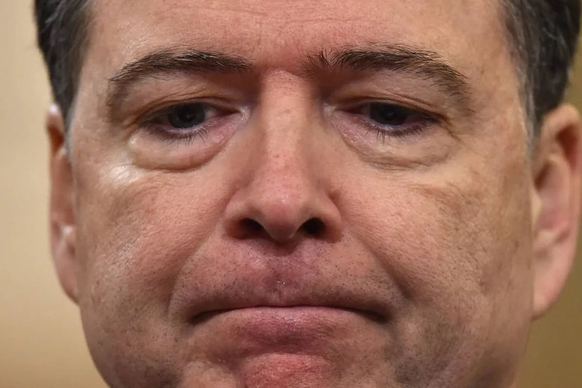 Trump acusa a Comey por un mensaje en Instagram que supuestamente incita a la violencia