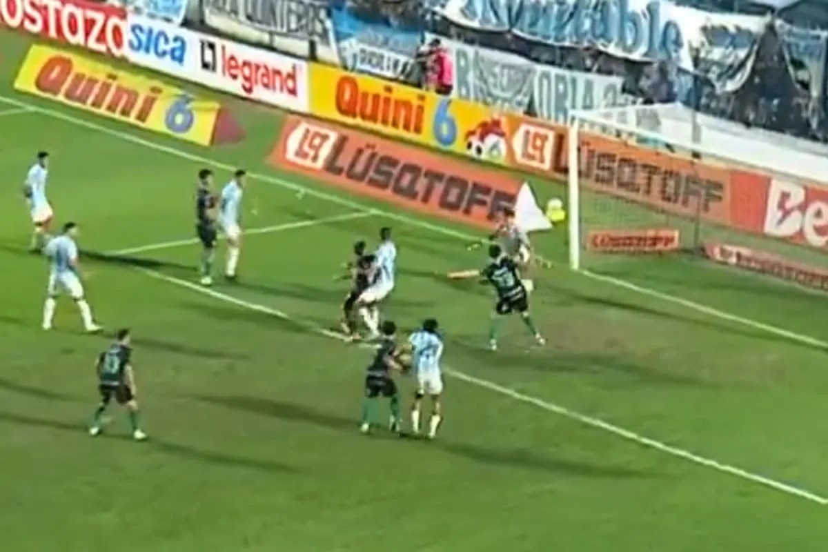 Banfield rescató un empate en Tucumán con un gol de cadera de Moreno