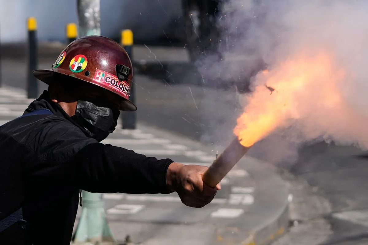 EE.UU. y Argentina expresan preocupación por la crisis en Bolivia
