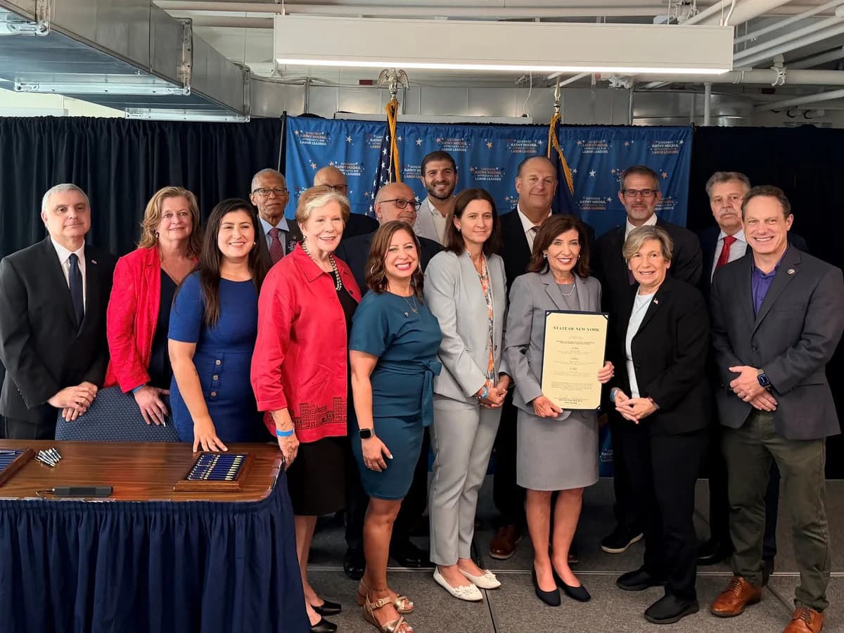 Nueva York obliga a los empleadores a mostrar los expedientes laborales desde el 8 de noviembre