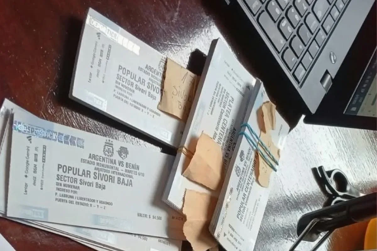 Tres imputados y más de 30 denuncias por la reventa de entradas para la despedida de Messi