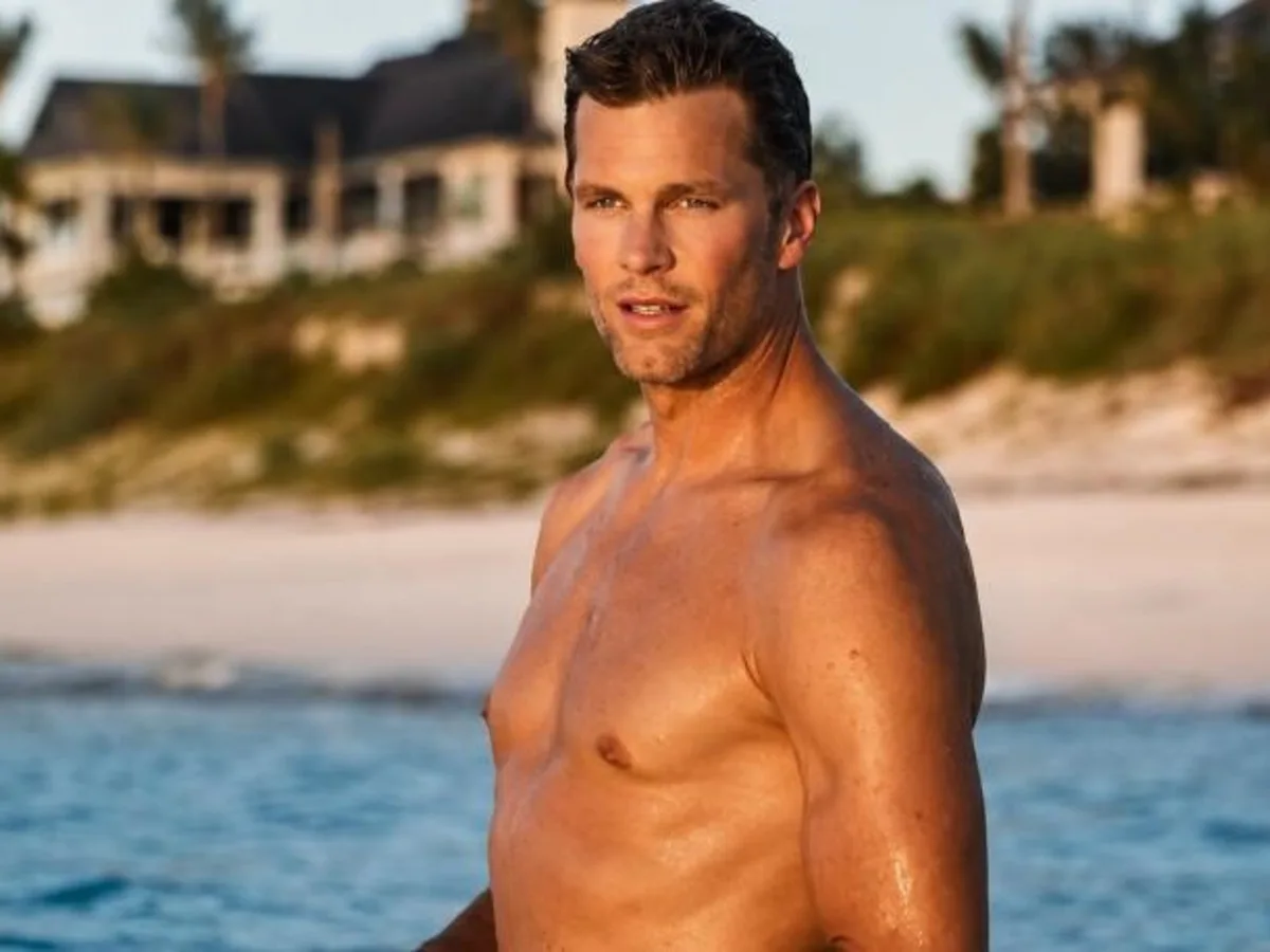 Tom Brady, 47 años: “Si tus músculos son como carne seca, acabarán rompiéndose, tienen que parecerse más a un solomillo: estar hidratados con electrolitos y minerales, ser flexibles y capaces de soportar tensión sin lesionarse”