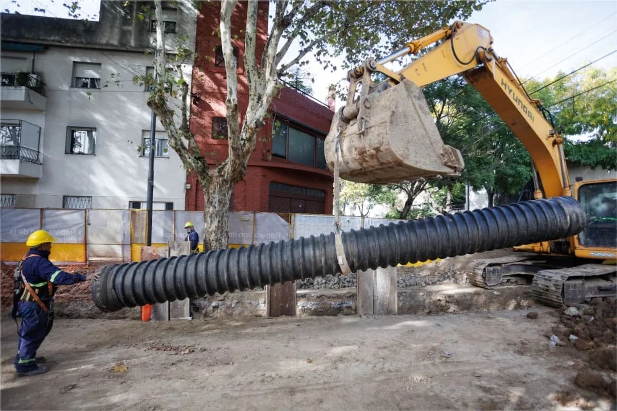 La Ciudad suma siete obras pluviales y dragado del Medrano para frenar El Niño