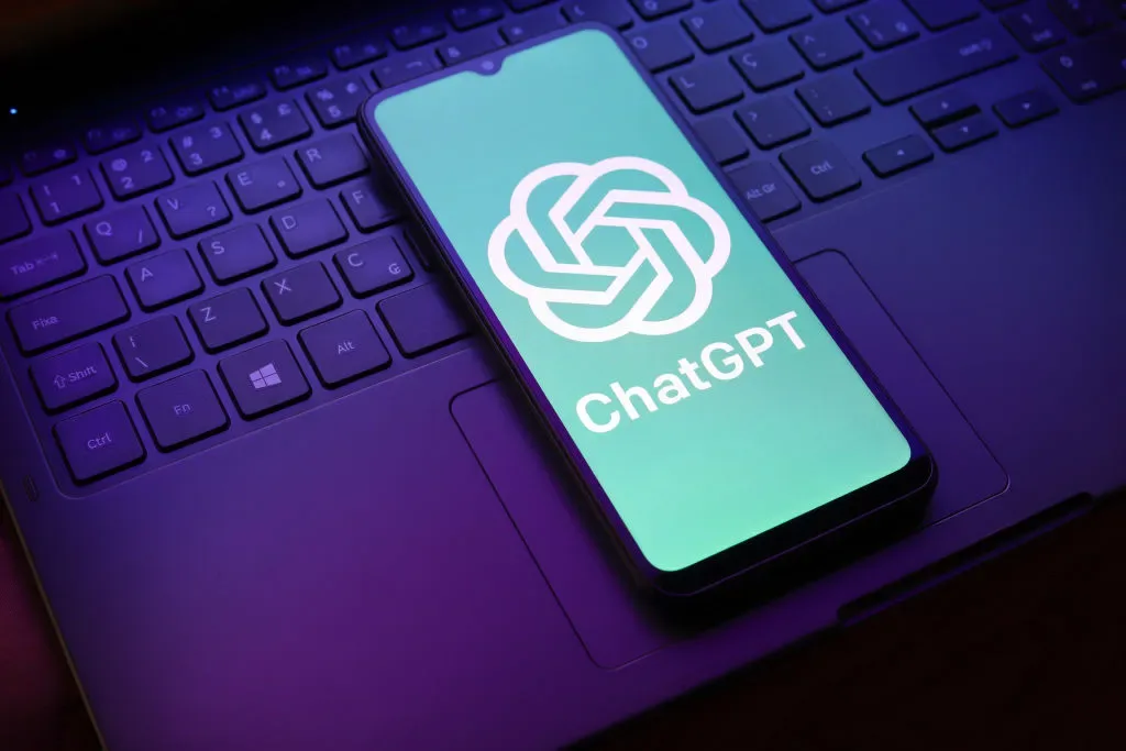 Demandan a OpenAI en Estados Unidos: ChatGPT habría guiado a una mujer a dejar su medicación para la epilepsia