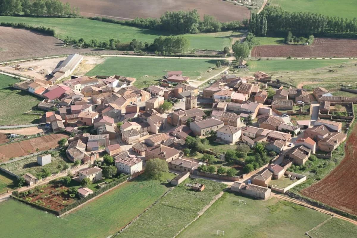 El pueblo de 40 habitantes en Europa que busca vecinos: qué ofrece y cómo postularse