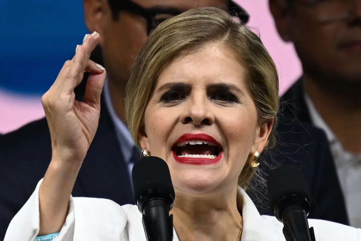 La presidenta de Costa Rica despide a su canciller por asistir en su lugar a una cumbre donde estaba Donald Trump