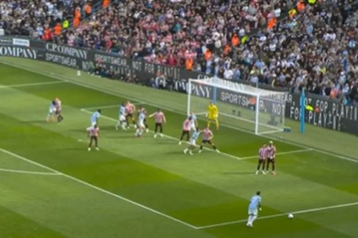 Enzo Fernández metió un golazo de tiro libre para el Manchester City ante el Sunderland