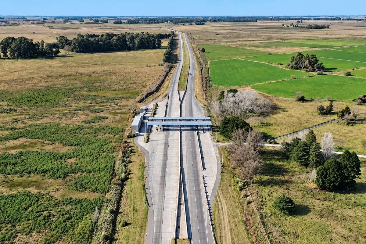 Una autopista de Buenos Aires se adhiere al cobro de peaje sin barreras: el TelePASE será obligatorio