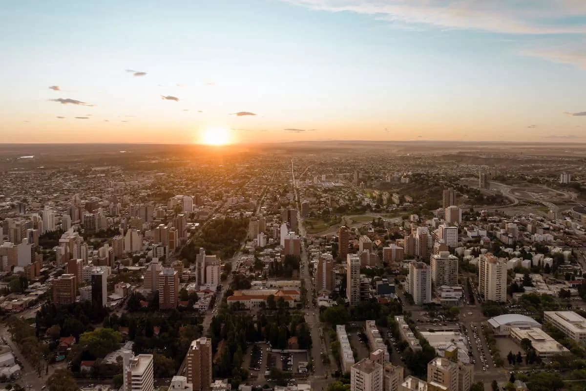 Neuquén: cuánto cuesta comprar y alquilar un departamento en septiembre 2026