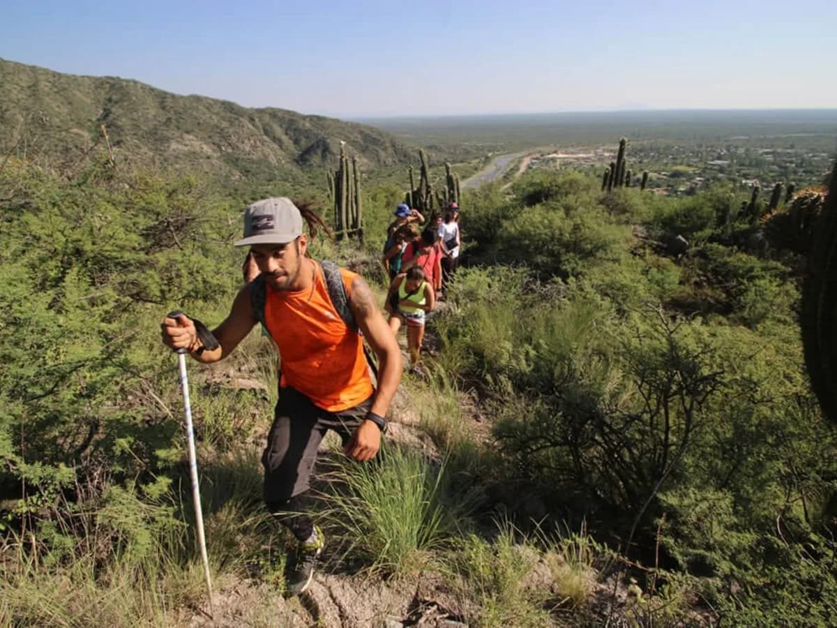 Trekking en La Rioja: cuatro senderos entre montañas, cráteres y cóndores