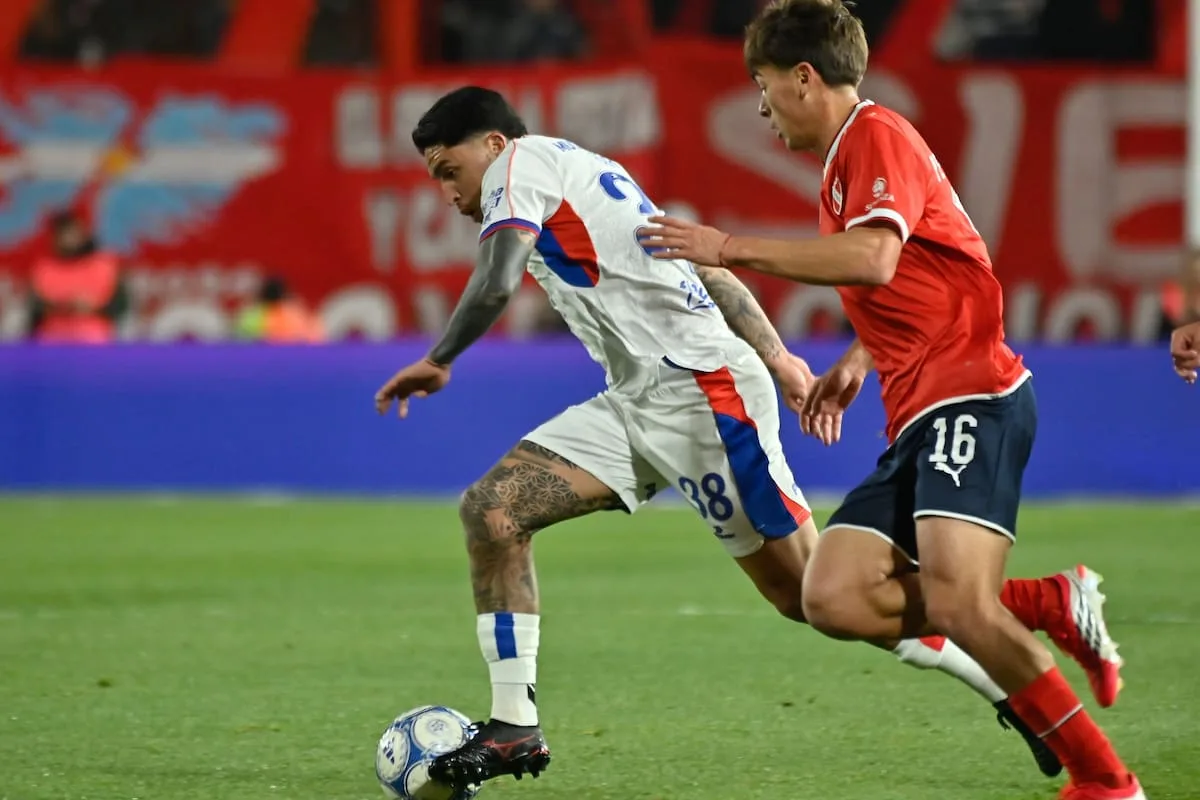 Independiente y San Lorenzo rompieron los pronósticos, armaron un buen partido y empataron 1-1