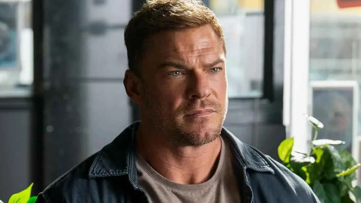 Peter Safran confirmó que DC Studios habló con Alan Ritchson por un papel en el universo DC