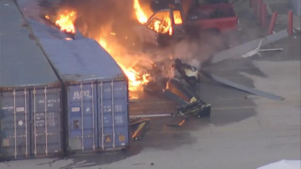 Helicóptero de noticias de NBC y Telemundo se estrelló en Los Ángeles: tres muertos
