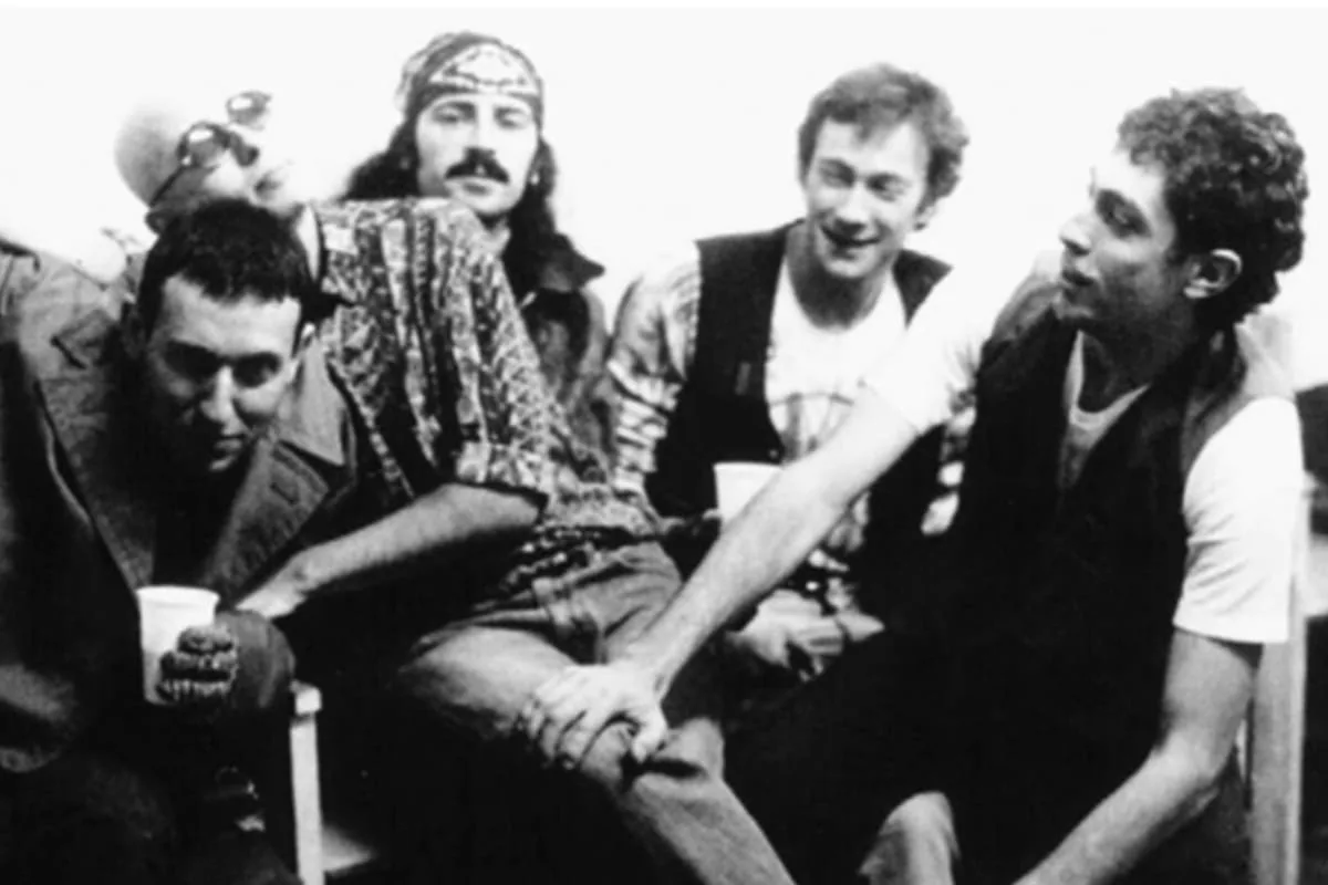 40 años de Oktubre, cuando Los Redondos “revolucionaron” el rock argentino: del nacimiento de “Jijiji” a la iconografía de Rocambole