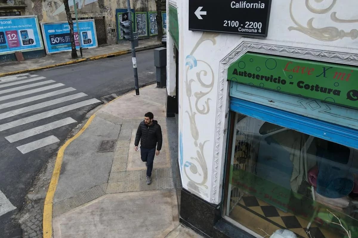 ¿California o José Luis Cabezas? El nombre de una calle abrió una grieta en La Boca y Barracas
