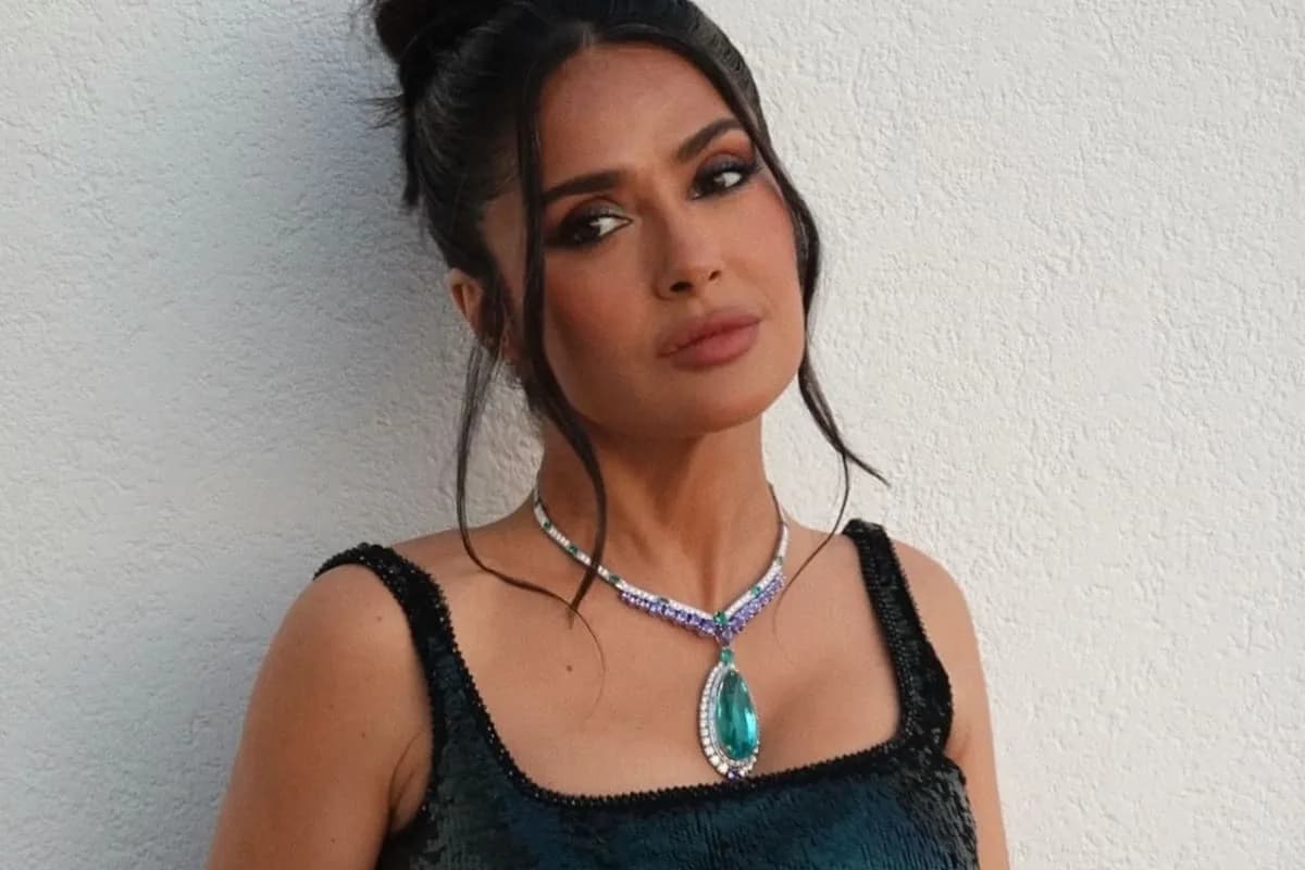Salma Hayek cumple 60 años: la latina que conquistó Hollywood con una exitosa carrera y hoy disfruta de su familia y su rol de abuela