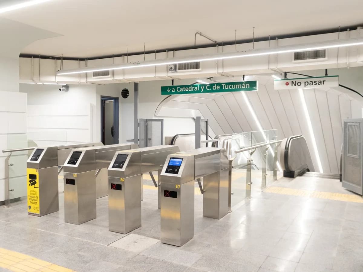 Reabrió una estación clave del subte D: las obras y los accesos que por ahora siguen cerrados