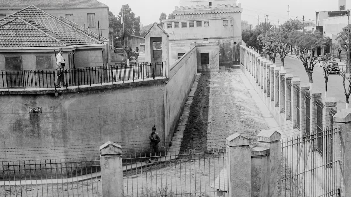 Devoto: la cárcel que iba a ser un hospital cierra tras casi 100 años