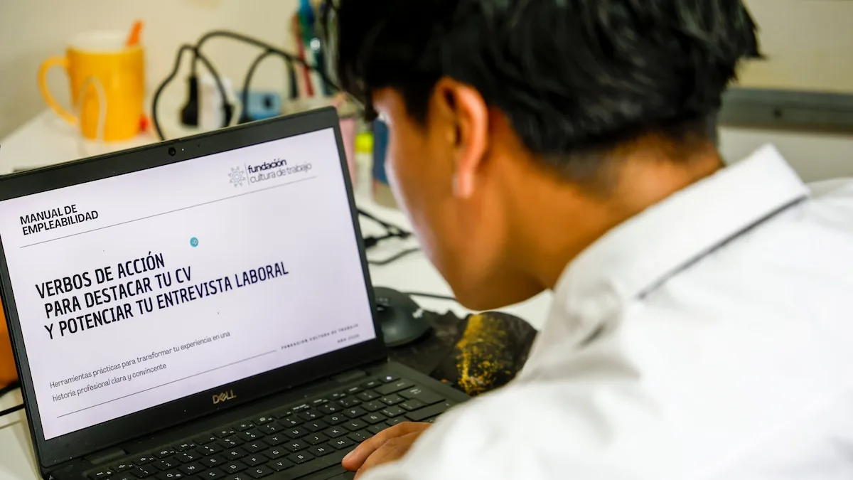 La IA que filtra CVs deja afuera a jóvenes de barrios vulnerables en Argentina