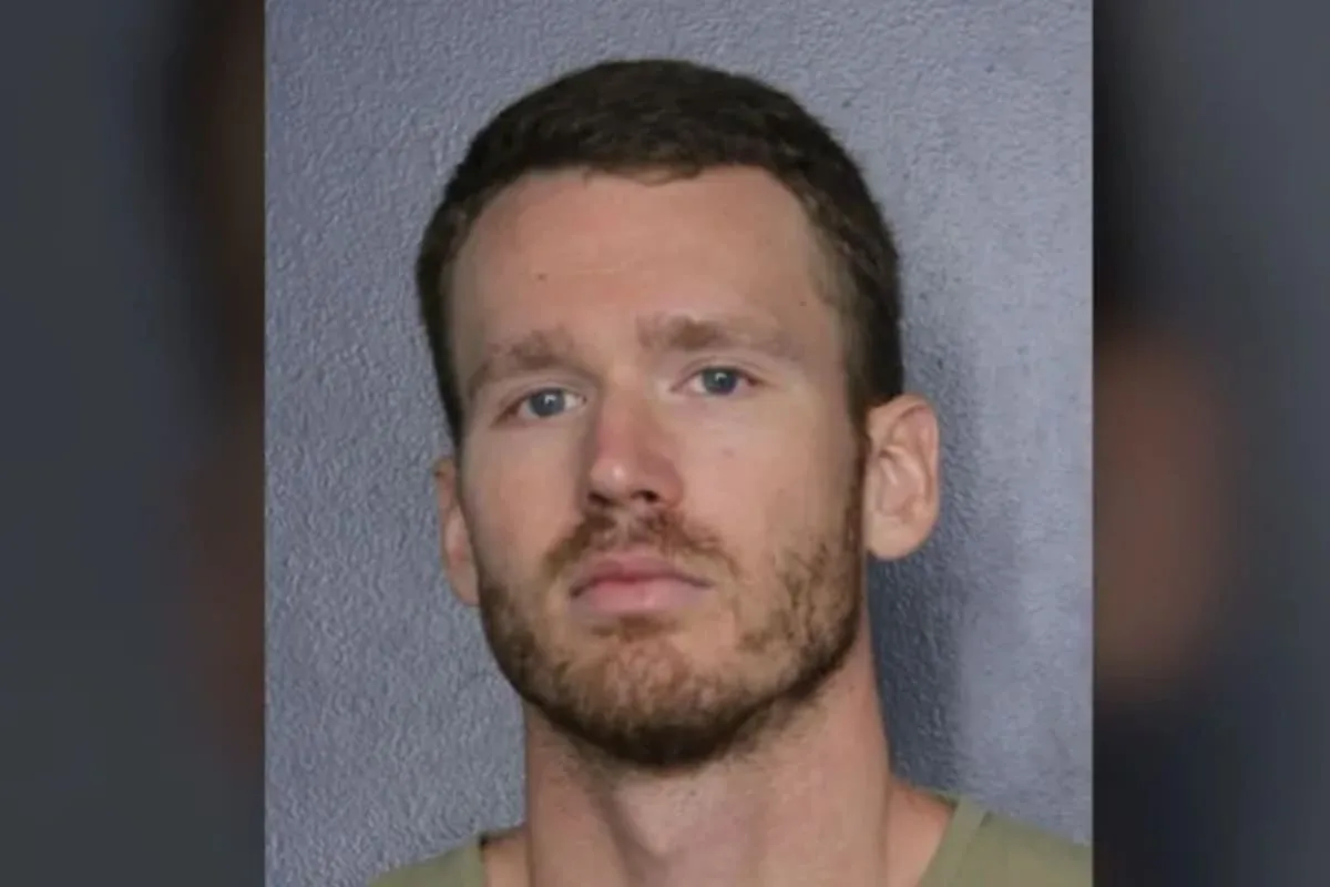 Un policía de Florida usurpó la casa de un muerto y le reclamó US$214.000 a los herederos