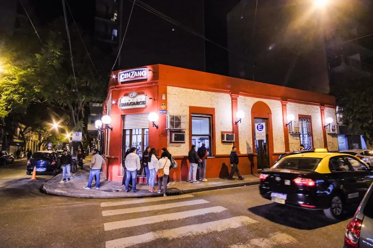Comedor Balcarce: 65 años del bodegón que nació con los obreros del puerto de Rosario
