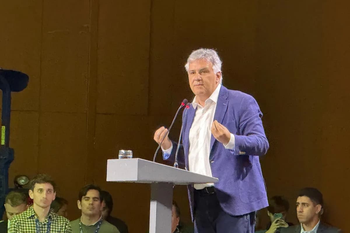 “Las malditas retenciones”: el fuerte reclamo de Llaryora y su pedido por una ley clave para el maíz