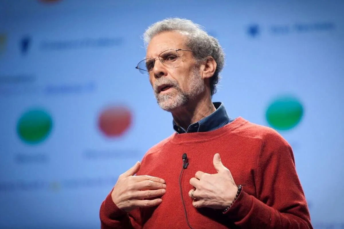 Daniel Goleman: las 12 frases que revelan una inteligencia emocional alta