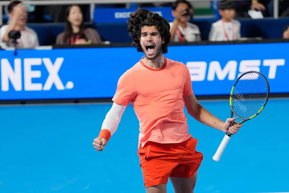 Alcaraz volvió a gritar campeón en Tokio tras 227 días sin títulos
