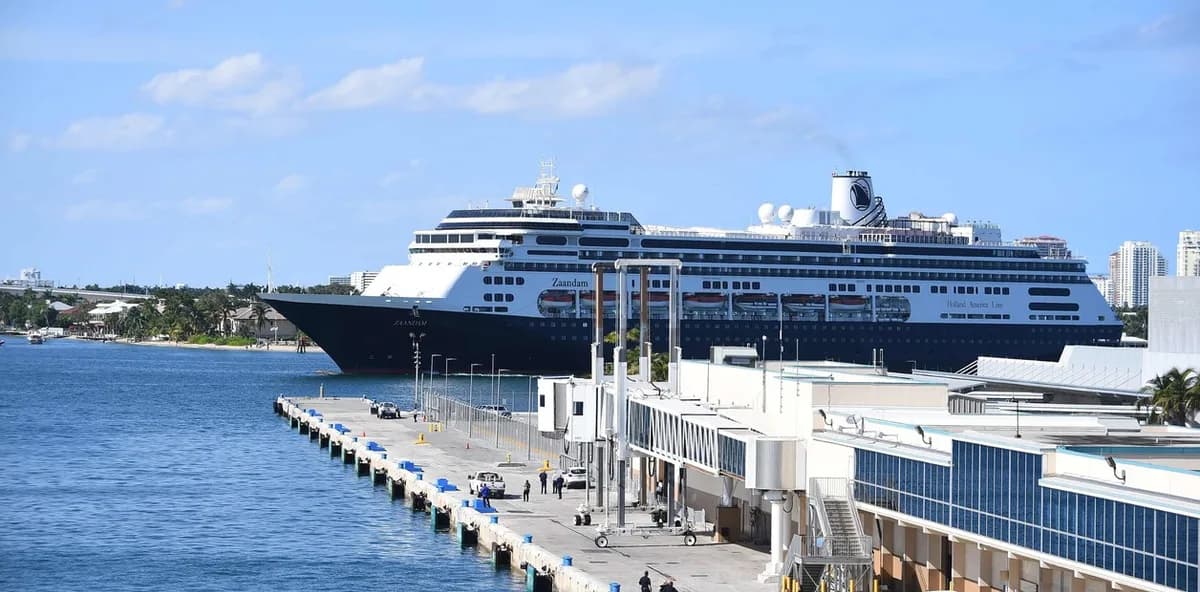 En 2020, ingenieros del Ejército crearon una gigantesca trampa de arena cerca de Fort Lauderdale; ahora los ecologistas buscan frenar la construcción porque podría provocar la muerte de hasta 125 colonias de coral cuerno de ciervo, una especie bajo amenaza