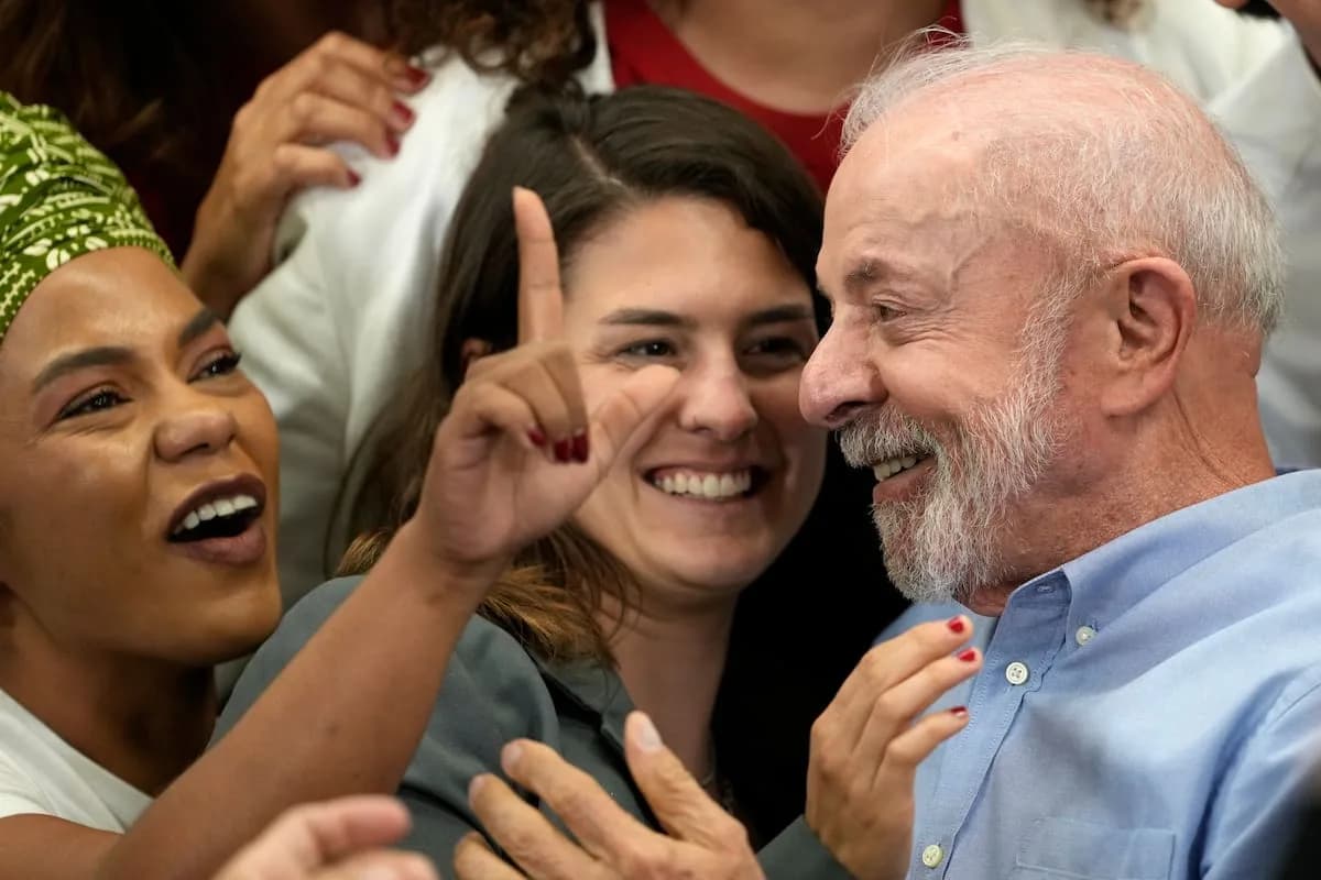 Lula publicó un video contra Flavio Bolsonaro a tres semanas del balotaje en Brasil