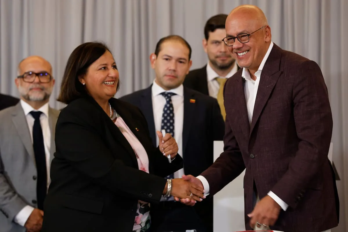 El régimen de Venezuela libera a decenas de presos políticas tras nuevas negociaciones con parte de la oposición