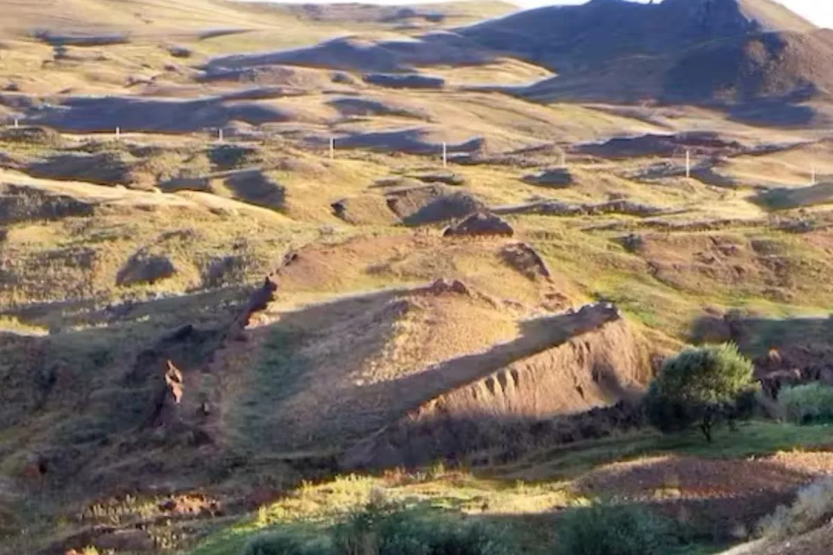 Luego de 4300 años, arqueólogos encuentran bajo tierra el posible paradero del Arca de Noé