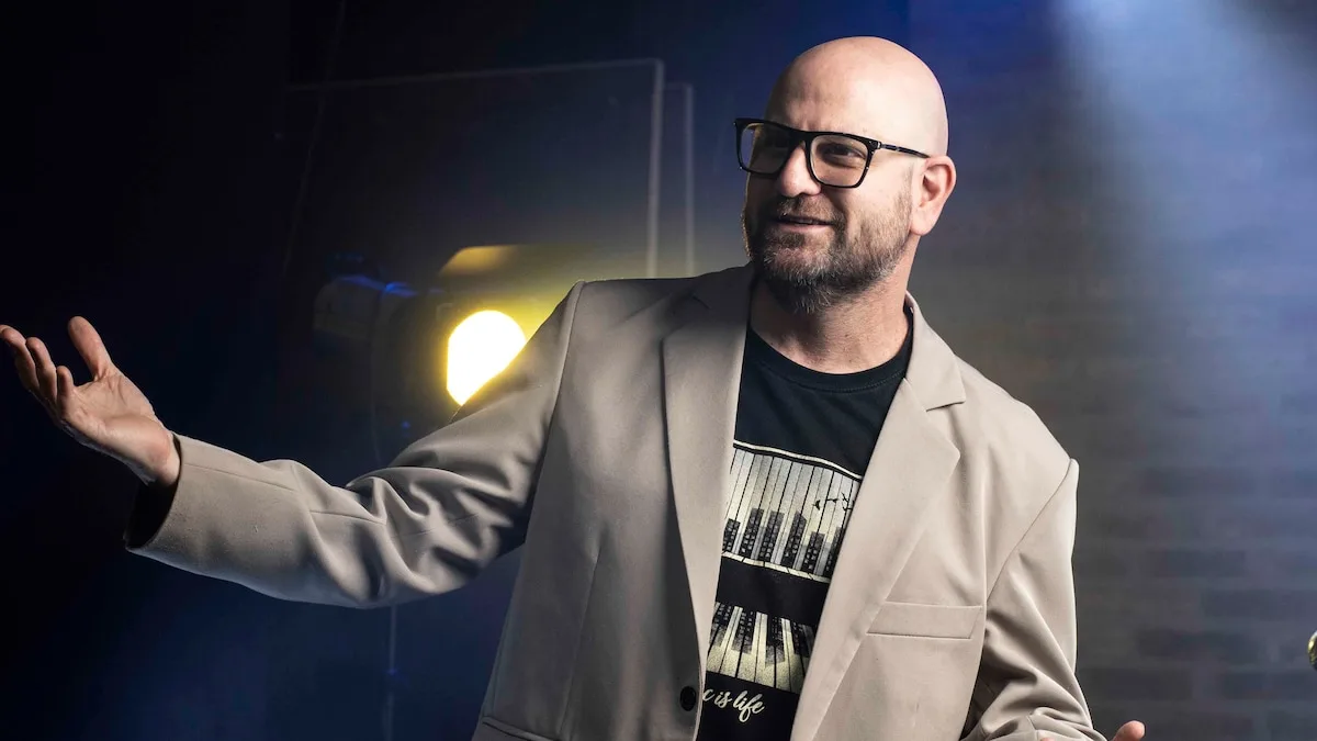 Quién es el Doctor Música: el alter ego de Darío Jalfin que agota shows y eligió Cris Morena