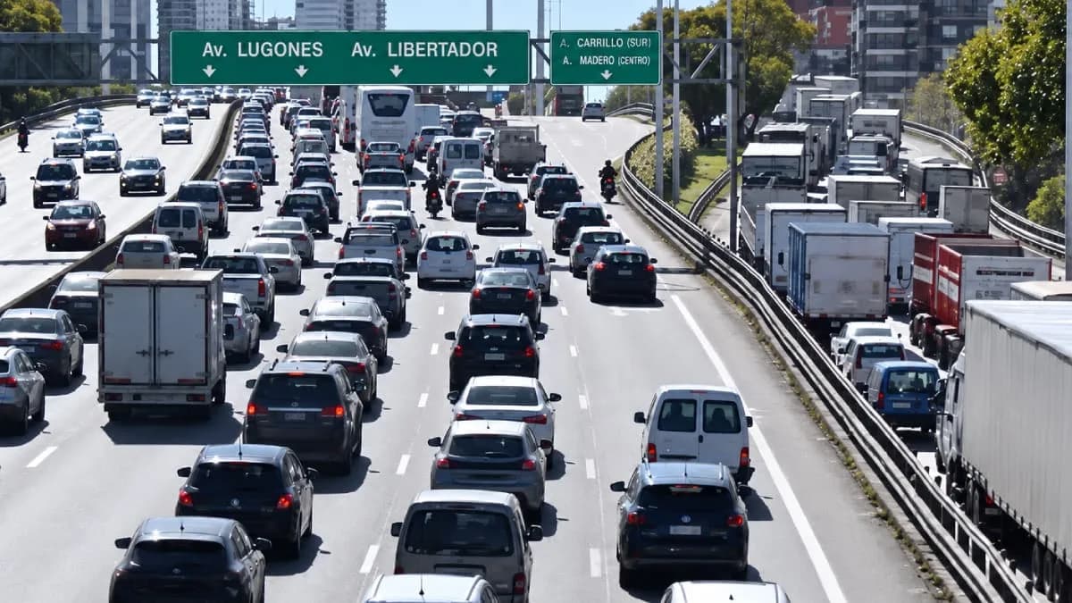 Caos de tránsito en avenida Lugones, EN VIVO: cortes por obras, kilómetros de cola e importantes demoras hoy, lunes 14 de septiembre